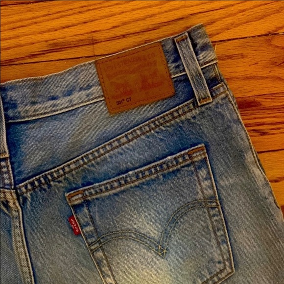 Levi’s shorts - Picture 4 of 4